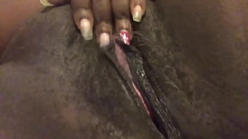 Preview 2 of Onlie Xnxx Video - Black bitch pussy play
