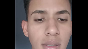 Preview 2 of Sontalks Mom Into Tube - V&iacute_deo de verificaci&oacute_n