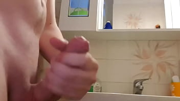 Preview 1 of Casting Big Ass Teen - Batendo uma punheta