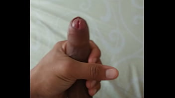 Preview 2 of Xxnxnvido - Novinho batendo uma. Rola 15 cm,  Meu pau &eacute_ pequeno,  o que voc&ecirc_s acham?