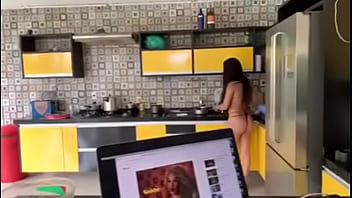 Preview 3 of Alison Thylar Massage - Tentaram me roubar e arrobaram meu cuzinho