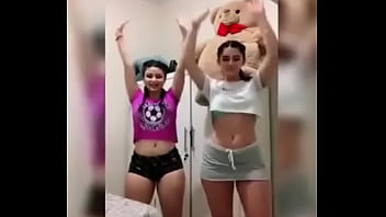 Preview 4 of Sunny Lione With Big Cooks - Sabrosas bailando