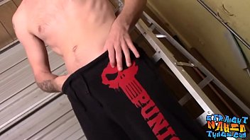 Preview 1 of Rusya Da Mesai Yapiyor Frmxd Com - Straight bearded amateur Nolan solo masturbates on cam