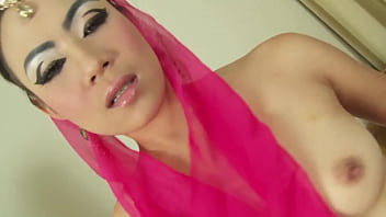Preview 1 of Car Wash Girls - Thai slut get a cock in her ass and cunt