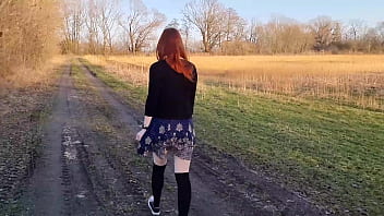 Preview 2 of Kavitasex Com - Rothaariges Teen zieht sich drau&szlig_en zum ersten mal aus.