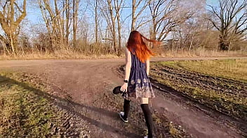 Preview 3 of Kavitasex Com - Rothaariges Teen zieht sich drau&szlig_en zum ersten mal aus.