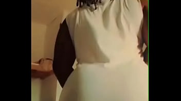 Preview 3 of Hindi India Xnxx Porn - Une belle africaine en train de remuer ses grosses fesses excitante