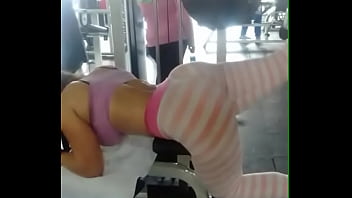 Preview 1 of Tamil Mamisex - Treino suado