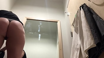 Preview 1 of Gad Zabrn Bf - Candid Camera - Mall Changing Room