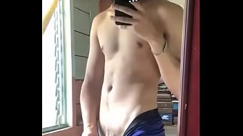 Preview 1 of Xxx Video Bollywood India - Masturbandome al despertar.