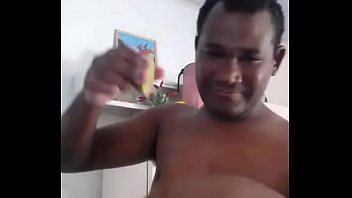 Preview 2 of Women Vegina Sucking - NEGAO FODENDO O BACURIM