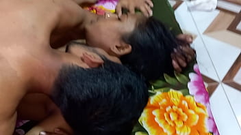 Preview 1 of Maid Automen De Luz - Hanif and Popy khatun and Manik Mia -  New Halloween Threesome Bengali Fuck video Best Sex Deeshi hot bikini girl Two guys