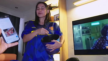 Preview 1 of Father And Son Fucking His Mom - mi hermanastro encuentra mi perfil en xvideos