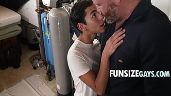 Preview 1 of Bolo Job - Twink Meets Handyman In Basement And Gets Handsy