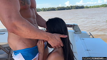 Preview 1 of Korean School Girl Sex In Bus - Hardfucking Amazing Gih Ribeiro On A Boat In Argentina