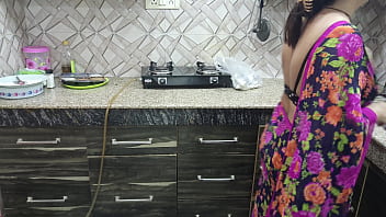 Preview 1 of Saliva Saint Take Bbc - Indian Desi Bhabhi was taken to the field and made into a mare and fucked in kitchen