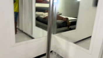 Preview 4 of Mom Hentai Big Penis Son - E no cuzinho q a safada gosta n&atilde_o adianta correr q o pirocao vai te arrombar