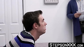 Preview 1 of Akda Kapur - StepsonXXX.com - Lance Hart &amp_ Logan Cross - Luring my stepdaddy Lance Hart to fuck me by flaunting my bubble butt