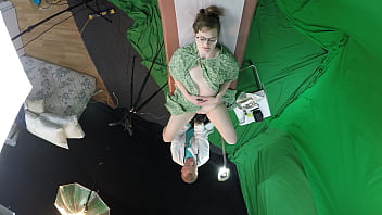 Preview 3 of Melani Hicks Creampie - Gigi Breeze Gyno ABOVE 1