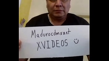 Preview 1 of England Vagina - Voc&ecirc_s fala que minha novinha &eacute_ feia de rosto nos coment&aacute_rios mas o bom que ela fode bem e s&oacute_ gosta de dar sem camisinha e pede para gozar dentro instagram @brinquedoator