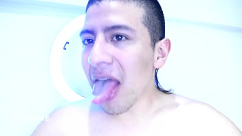 Preview 2 of Ternta Essa - Lengua caliente