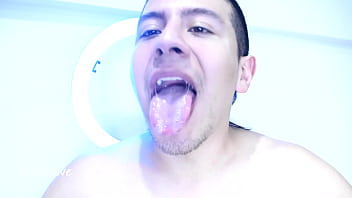 Preview 3 of Ternta Essa - Lengua caliente