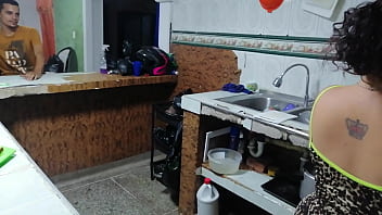 Preview 1 of Japanese Lesbian Shitting - me follo el co&ntilde_o de la prima de mi hijastro cuando no estaba nadie en casa
