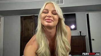 Preview 2 of Mia Khalifa And Stepmom Fuck - My curvy stepmom boosted my confidence Just what I needed