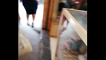 Preview 2 of Mom And Boy Secret Fucked - culo gordo en el mercado