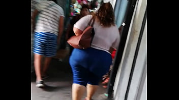 Preview 3 of Mom And Boy Secret Fucked - culo gordo en el mercado