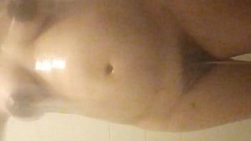 Preview 4 of Eva Ortega - Analia embarazada ba&ntilde_andose