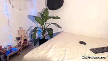 Preview 3 of Hd Bhabhi Fuck 2010 - Tattooed Latina with nice pair of tits sucking dildo on webcam