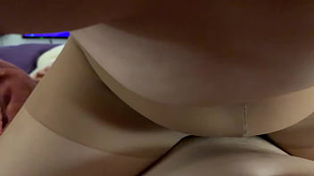 Preview 2 of Japanese Jealous Mom Fucks Son - 老婆丝袜做爱
