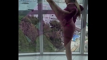 Preview 3 of Penthouses Pet - Llegue a balneario camboriu  muy arrecha y me masturbe hasta hacer squirt y mojar todo   Miralo en bolivianamimi.tv