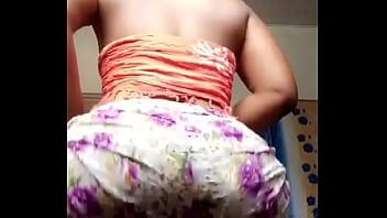 Preview 4 of Non Adult Girls - Bad Ass Girl With Some Crazy Twerk