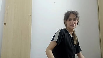 Preview 1 of Sanny Porn Vedio - mi hermanastra cachonda llega y quise hablarle para follarmela bien duro y rico (parte 1)