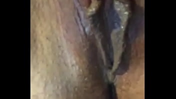 Preview 2 of In Car Tits - Mira como se masturba