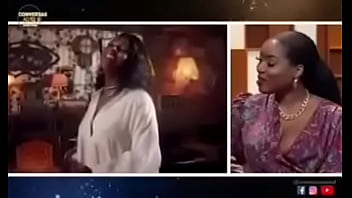 Preview 1 of Uae Garls - Cantora angolana P&eacute_rola deixa um dos seios a mostra na televis&atilde_o