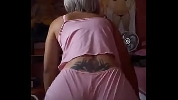 Preview 4 of Pinay Massage Girl - Gostosa rebolando