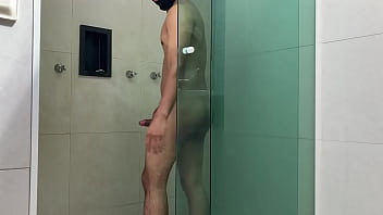 Preview 3 of Francois Hardy - Me comeu na banheira do motel