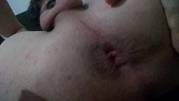Preview 1 of Bad Joga - Meu cuzinho piscando querendo rola