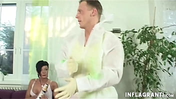 Preview 1 of Xxx Naruto Vs Sakura - Chesty cougar taking a hard prick