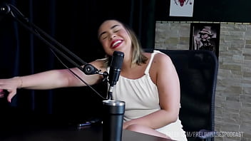 Preview 3 of Bra Shop Fuck - COMPILADO DA NANDS NINFETINHA NO PRELIMINARES PODCAST COM BIA HOT (WATCH ON: SHEER/RED)