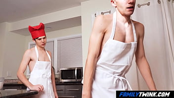 Preview 1 of Drew Barrymore Lookalike - FamilyTwink - Homosexual Brothers Bake in the Kitchen