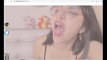 Preview 2 of Doj Xxxs - babe covered her face with spit