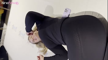 Preview 1 of Norwayi Www Xvideo - Loira gostosa saiu pra comer um lanche mas ela acabou sendo comida como prato principal no motel - Aline Novak