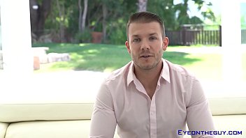 Preview 1 of Misuedra Se Metio Amicuarto - Stud Cody Steel worshiped by Vanna Bardot before pounding