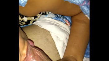 Preview 2 of Mom Sleeping The Room Sex Son - Primeiro boquete do ano