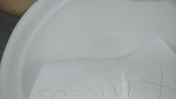 Preview 2 of Nylon Granny Panties Pissing - V&iacute_deo de verifica&ccedil_&atilde_o