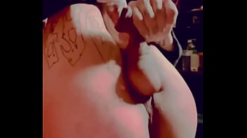 Preview 3 of Jhony Sen Xxx - TRASHQVEEN: hands free cumshot